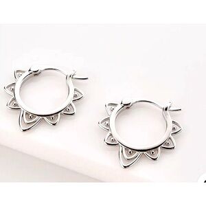 NEW Boho 925 Sterling Silver Lotus Flower Hoop‎ Earrings
